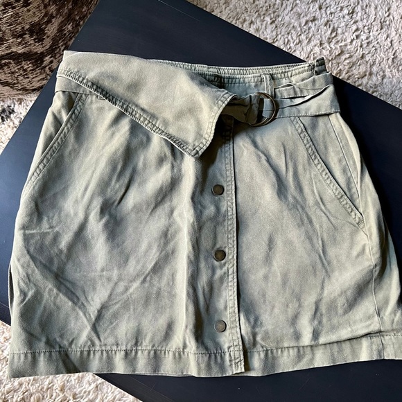 Mini skirt - Picture 4 of 5